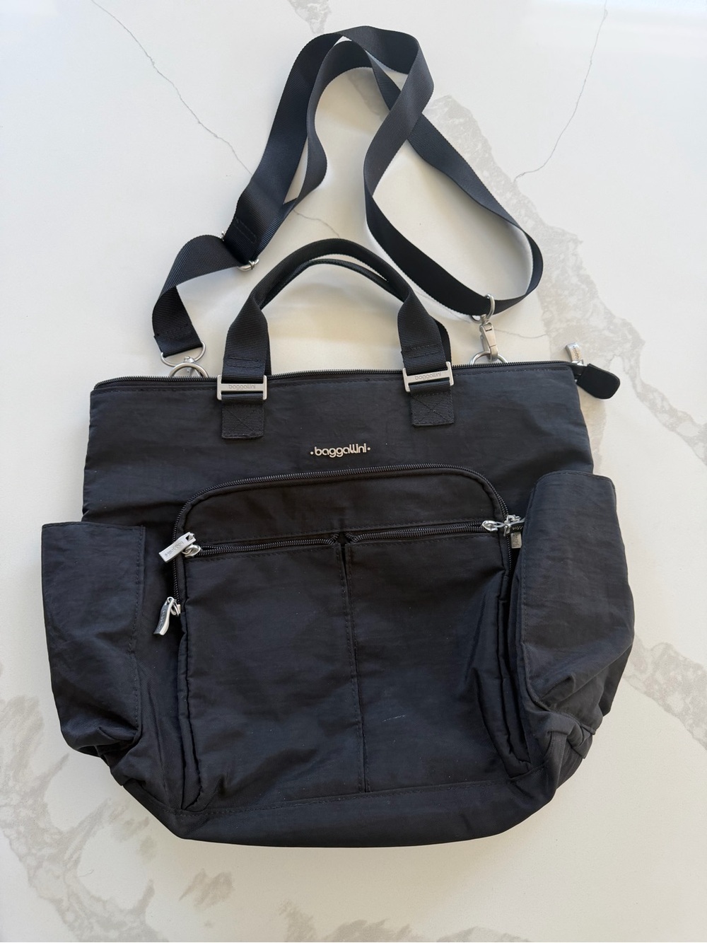Baggallini Black Convertible Tote with Multiple Pockets